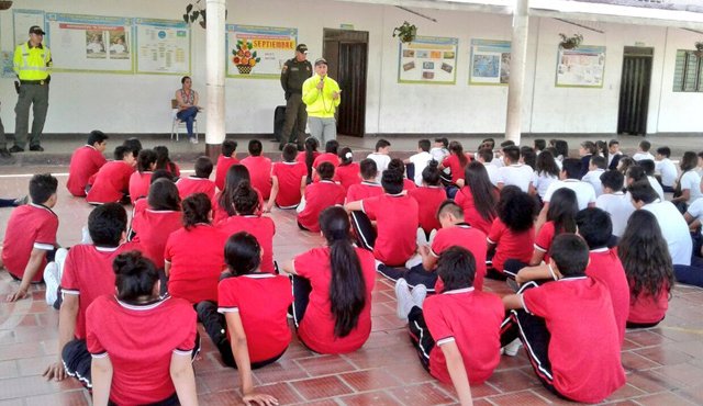 La iniciativa buscaba que los estudiantes expresaran de forma creativa su pensamiento y dejaran volar su imaginación y creatividad, lo cual quedó plasmado en un escrito. Suministrada