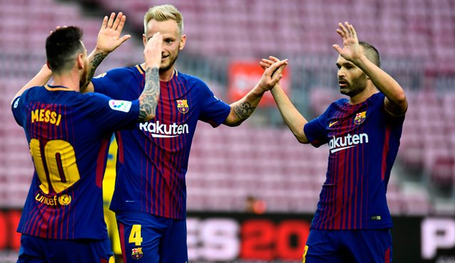 El Barcelona sumó tres puntos más y se mantiene líder en España. AFP
