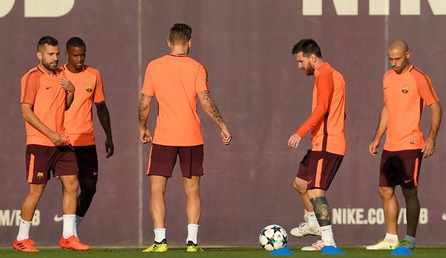 Será la primera vez que el equipo griego se enfrenta al Barça en la Champions League, pero hasta ahora nunca han logrado derrotar a un equipo español, contabilizando 12 derrotas y dos empates. AFP