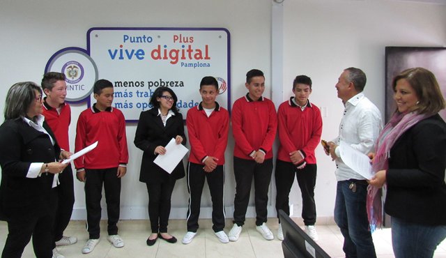 Los estudiantes del colegio San Francisco de Asís, sede José Antonio Galán de Pamplona, desarrollarán el proyecto antes de que termine diciembre. Roberto Ospino