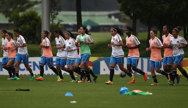 Entrenamiento de la selección colombiana femenina de fútbol en las instalaciones de la Federación colombiana de fútbol. Colprensa