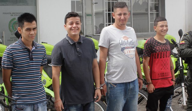 Gustavo Adolfo Antúnez, Ricardo Santos Omaña, Yordi Fabián Mendoza Sanabria y Andrey Fernando Landinez, fueron capturados en flagrancia. La Opinión