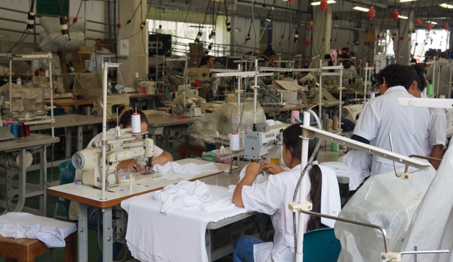 Entre las peticiones que hará el sector a través de la marcha están el que se incremente los aranceles de textiles, prendas de vestir, calzados y marroquinería. Colprensa