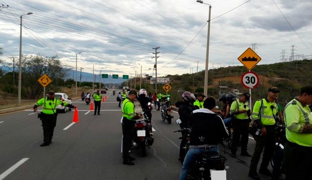 Los dispositivos de seguridad están listos para controlar el paso las principales vías del país. Archivo