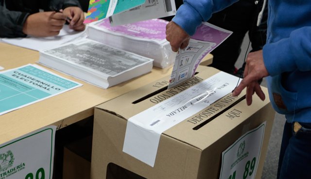 Como preábulo a las elecciones legislativas y presidenciales que tendrán lugar el próximo año, a la medianoche comienza a regir la Ley de Garantías que establece una serie de restricciones para los funcionarios. Archivo La Opinión