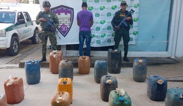 80 galones de gasolina incautados. Policía Nacional