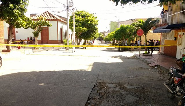 En la calle 13 con avenida 15a de El Contento se registró el ataque a bala. La Opinión