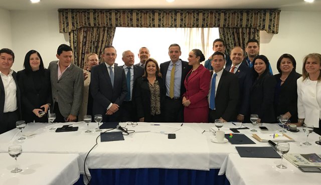 Las directivas del Partido Conservador darán a conocer este jueves el listado completo de los candidatos al Senado de la República, para 2018. El primero en la lista será Miguel Gómez Martínez. Colprensa