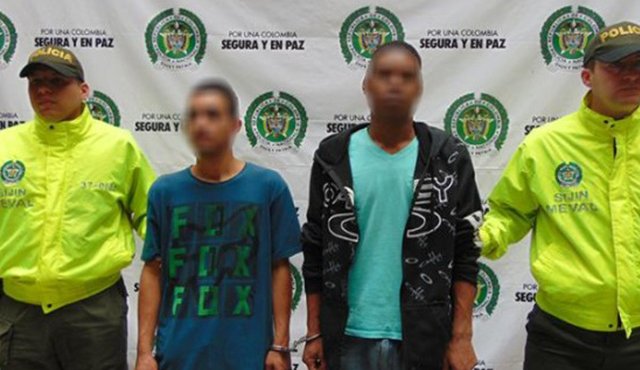 Los dos hombres fueron dejados a disposición de la Fiscalía. Colprensa