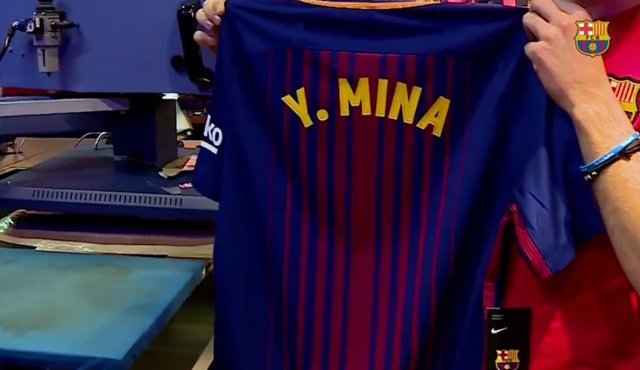 El colombiano se formó en la Escuela de Fútbol de Guachené, donde moldeó su desempeño como defensa. Captura de pantalla
