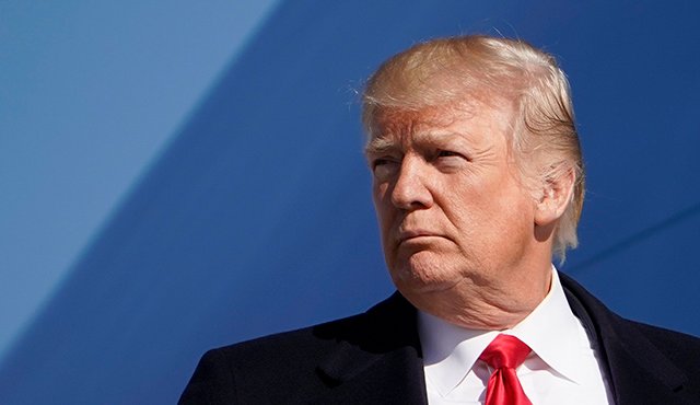 Donald Trump, tachó este jueves a México como "el país más peligroso del mundo" y aseguró que nunca ha cambiado de opinión sobre cómo debería ser el muro. AFP