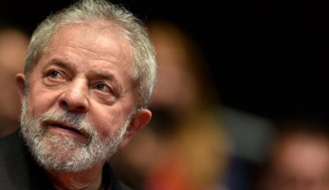 Lula da Silva encabeza de las encuestas de intención de voto en Brasil. AFP