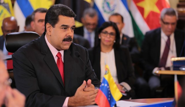 El presidente venezolano Nicolás Maduro aún no ha confirmado si asistirá a la Cumbre de las Américas este año en Lima. Archivo