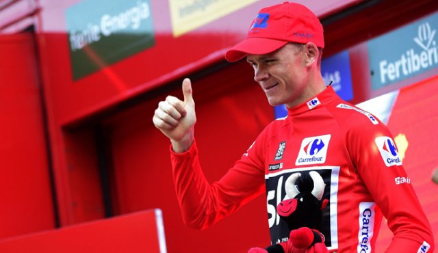 El pedalista británico salió al paso de la publicación de un diario italiano en la que se asegura que el ciclista estaría negociando una pena reducida por su supuesto dopaje. Froome desmintió dicha conversación en sus redes sociales. Archivo