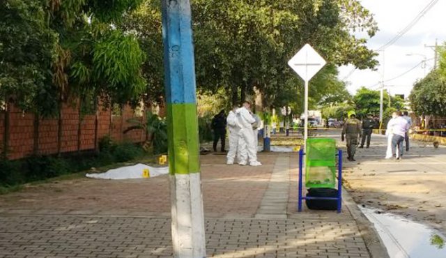 Funcionarios de la Sijín practicaron el levantamiento de los cadáveres e iniciaron las investigaciones Andrés González