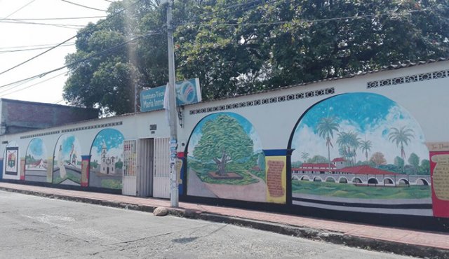 Institución Educativa María Inmaculada, la segunda más grande de Villa del Rosario. Jean García
