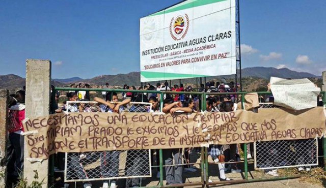 Esta situación también se presenta en los colegios Carlos Hernández Yaruro de la Ermita, y Edmundo Velásquez de Otaré. Cortesía