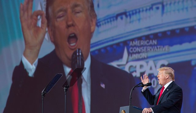 Donald Trump, dijo que si hace falta "luchará" contra un poderoso grupo de presión que se opone al control de armas, la Asociación Nacional del Rifle (NRA), AFP