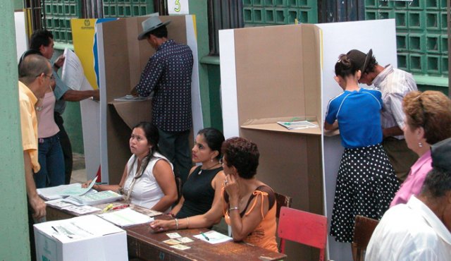 Elecciones al Congreso. Archivo La Opinión