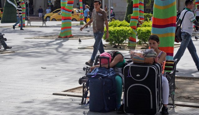 En Colombia se calcula que en los últimos dos años han ingresado cerca de 500.000 venezolanos, mientras que esa cifra en Brasil se eleva a unos 40.000. Archivo