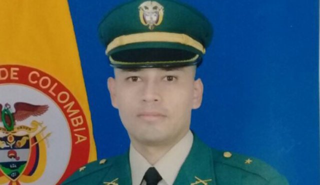 El subteniente Andrés Felipe Cortes Díaz, fue un destacado militar. Prueba de ello son las felicitaciones recibidas así como los reconocimientos de sus superiores y subalternos, señaló el Ejército. El Colombiano