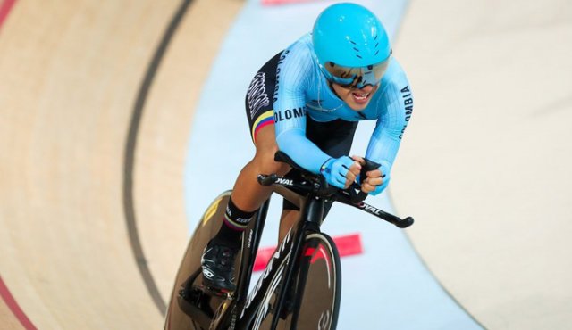 Alejandro Perea ganó el oro para Colombia en el Campeonato Mundial paralímpico de pista, tras imponerse en los 1.000 metros C2. Tomada de Twitter
