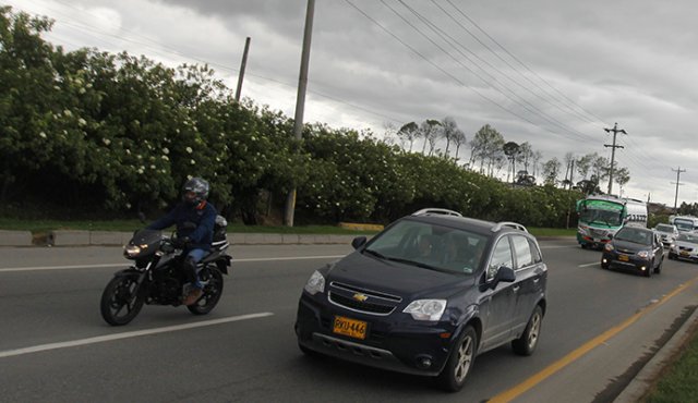 El año pasado durante la Semana Santa se registraron 170 muertes en las carreteras del país. Colprensa