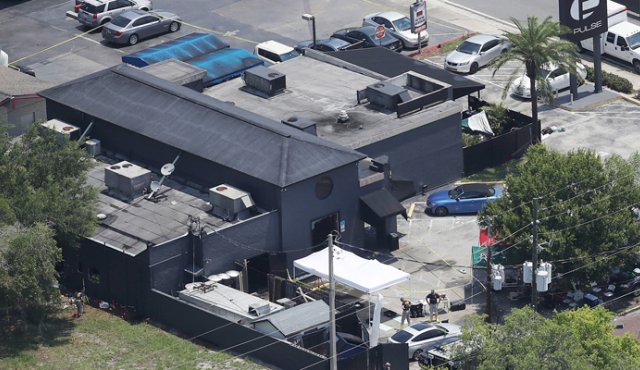 El 12 de junio de 2016, Omar Mateen atacó la discoteca Pulse en Orlando. El atentado se lo atribuyó el Estado Islámico.
AFP