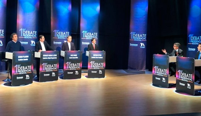 Primer gran debate de candidatos presidenciales, organizado por Teleantioquia y la Revista Semana. Colprensa