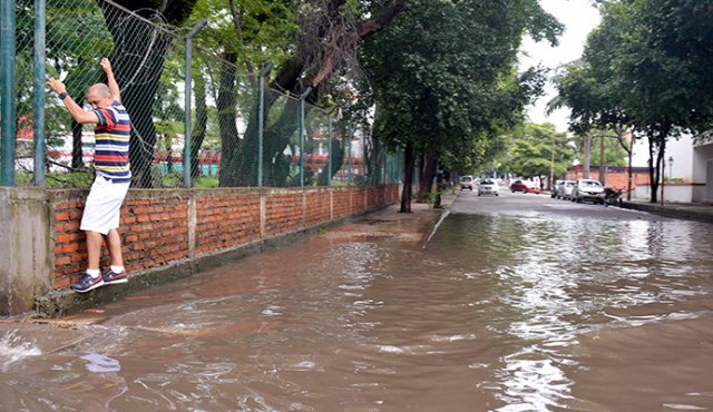 También hay alerta naranja por probabilidad de crecientes súbitas en varios departamentos, entre ellos Norte de Santander. Edinsson Figueroa