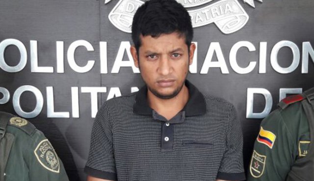 Humberto Navarro Castrillón. Policía
