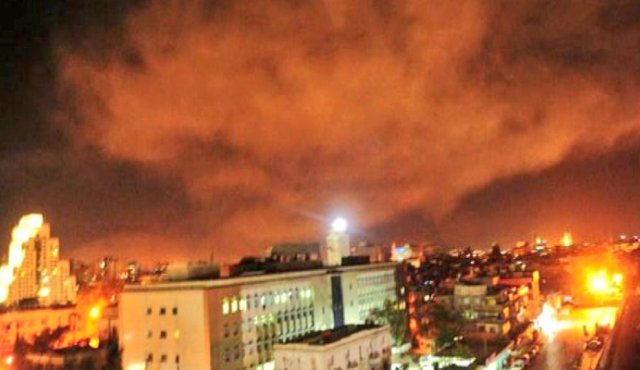 Los objetivos seleccionados para los ataques, dijo Dunford, fueron "específicamente identificados para mitigar el riesgo de que fuerzas rusas estuvieran involucradas". Twitter