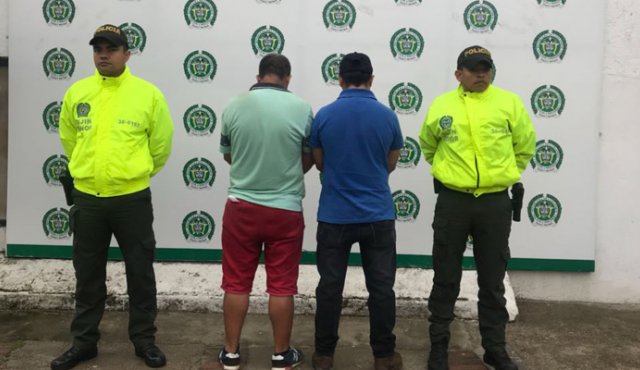 Los dos sindicados quedaron a disposición de la autoridad competente y un juez los envió a la cárcel. Policía Nacional