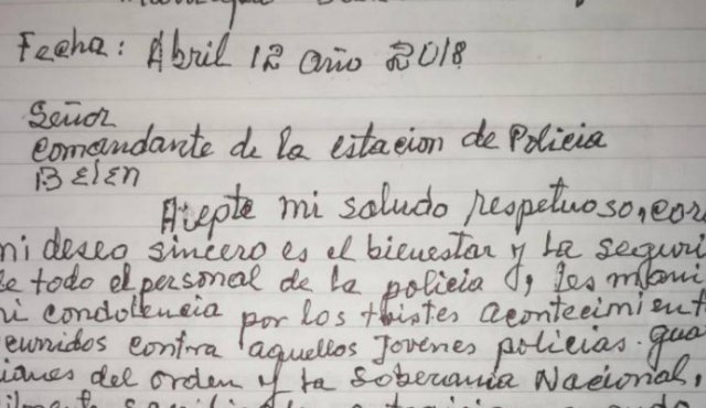 El soldado Lara se despide disculpándose por haber escrito a mano y explicando que no sabe escribir en computador. Además, aclara que tiene 92 años y que por su edad no ve bien. Tomada de Facebook