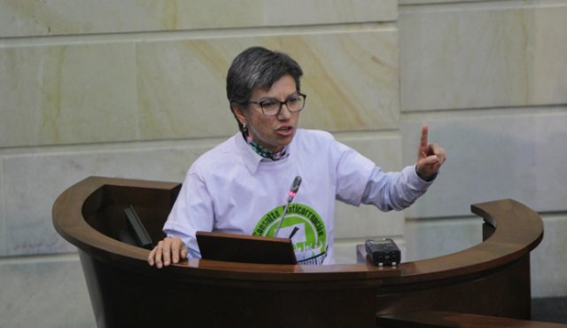 La promotora de la consulta, la senadora y candidata vicepresidencial, Claudia López, sostuvo que Alianza Verde está de acuerdo en correr la votación en las urnas para una fecha después de las elecciones presidenciales.
Colprensa