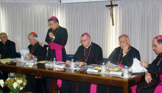 La iglesia católica afirma que las elecciones pueden agravar la crisis que atraviesa Venezuela. Internet