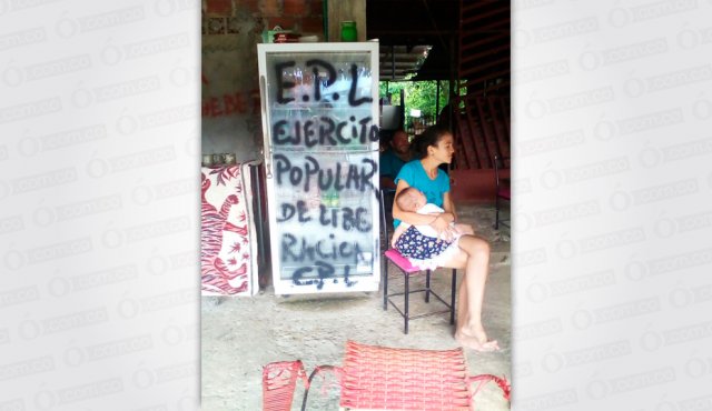 La confrontación se ha dado hasta en las redes sociales, por donde están circulando videos de hombres armados señalando que pertenecen a uno y otro grupo, así como comunicados amenazando a los habitantes o a miembros de la organización ilegal contraria.
Cortesía