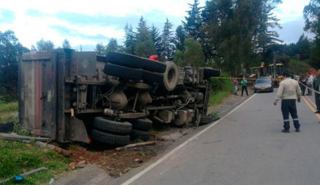 El hecho se presentó en la vía de Soatá-Susacón. @BoyacaEsNoticia