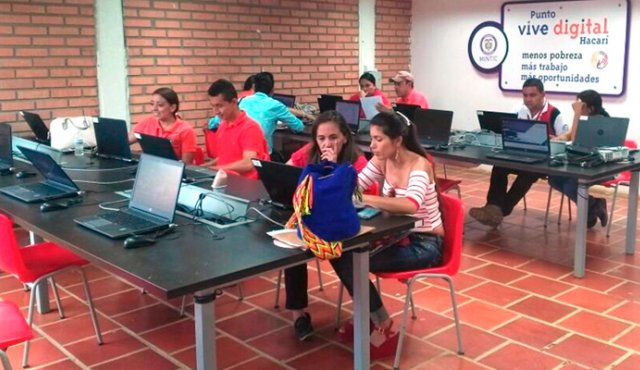 Fonade debía contratar el servicio de conectividad, los integradores de servicios, la interventoría, el sistema de administración y control SAC, entre otros. Archivo