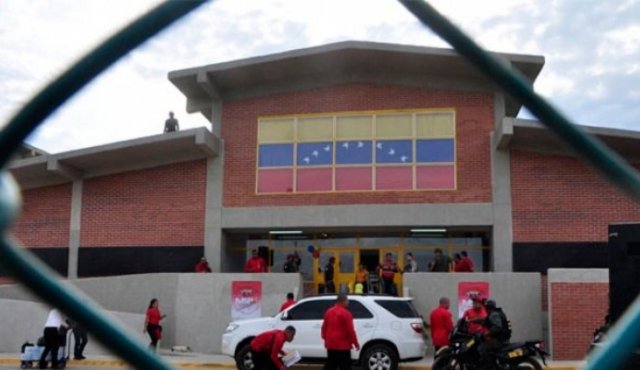Comunidad Penitenciaria Fénix. El Universal