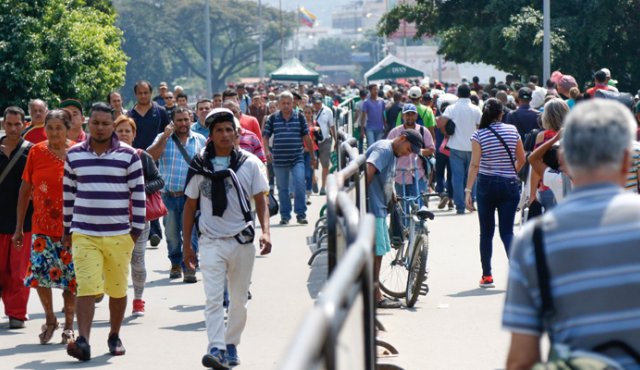 El tránsito peatonal será reabierto el lunes. La Opinión