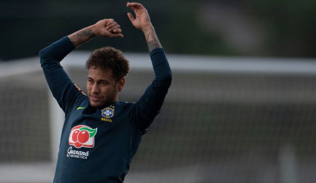 La previsión es que Neymar sea titular en los dos amistosos previos a la Copa del Mundo: contra Croacia (3 de junio) en Liverpool, y Austria (10 de junio) en Viena. AFP