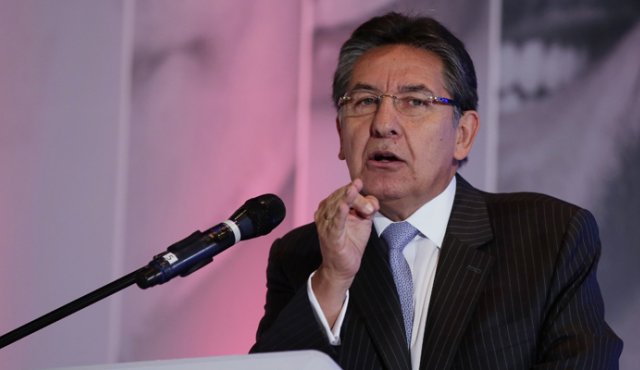EL fiscal General Néstor Humberto Martínez manifestó que se detallan investigaciones por conductas cometidas con ocasión del conflicto armado. Colprensa