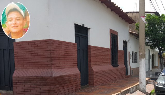 La víctima estaba durmiendo en el andén, junto a una mujer venezolana, cuando le dispararon en la cabeza. La Opinión