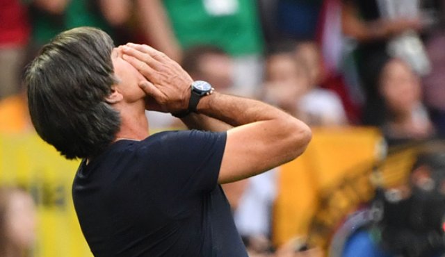 Joachim Löw, técnico de Alemania buscará replantear su estrategia. AFP