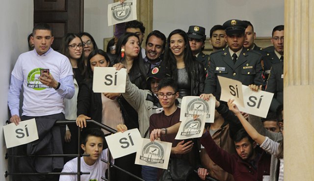 Se puede votar en todo el país y también en los consulados del exterior, dijo la senadora Lozano. Colprensa