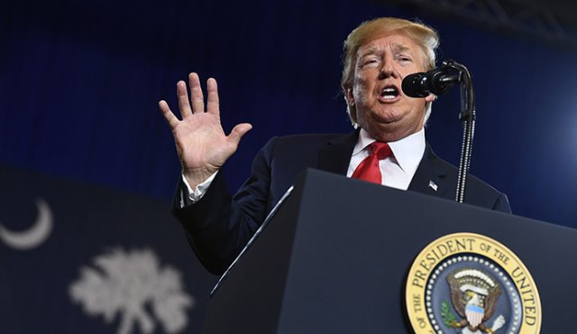 El gobierno de Trump consideró el decreto avalado por la Corte Suprema de Estados Unidos una medida necesaria ante las preocupaciones por la seguridad nacional. AFP