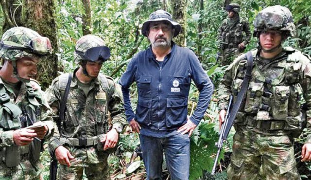 La Procuraduría acompañó el proceso de ubicación, extracción y destrucción de decenas de caletas de las Farc que no alcanzaron a ser localizadas por la ONU en 2017. Cortesía