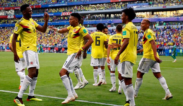 Selección Colombia celebra su triunfo. AFP