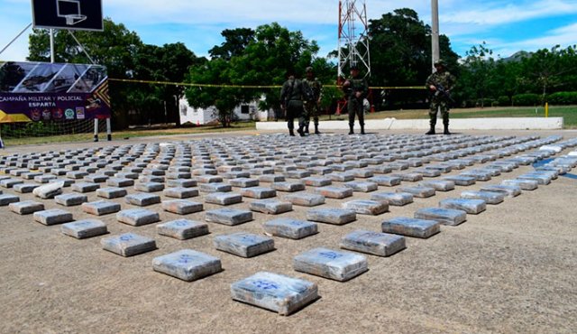 Incautación de 511.06 kilos de clorhidrato de cocaína y 4.386 de cocaína en proceso. La Policía